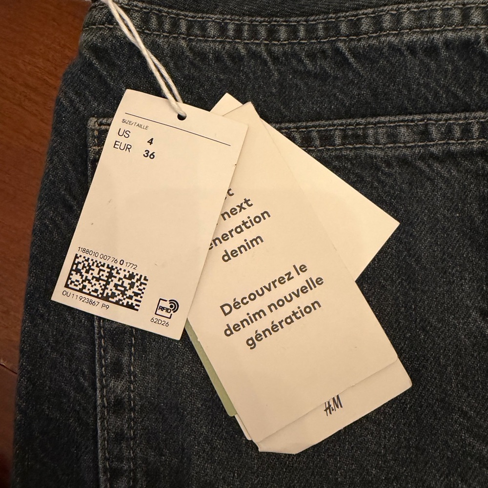 NWT H&M &Denim Dark Wash Straight Leg Jeans Size 4 - Picture 8 of 9
